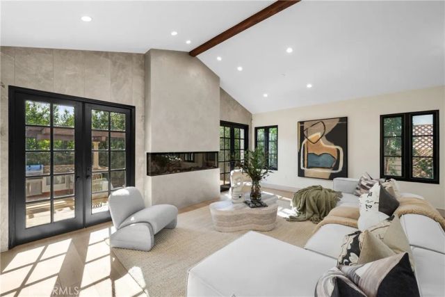 2460 Cumberland, San Marino, CA 91108