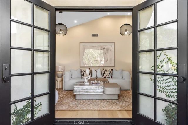 2460 Cumberland, San Marino, CA 91108