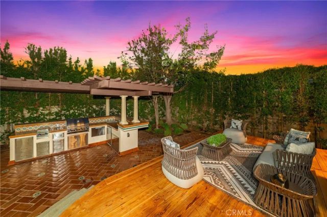 2460 Cumberland, San Marino, CA 91108