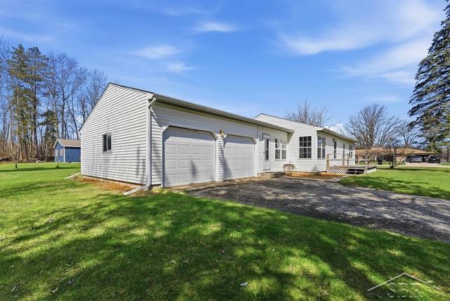 60 S Birchcrest Drive, Homer Twp, MI 48640