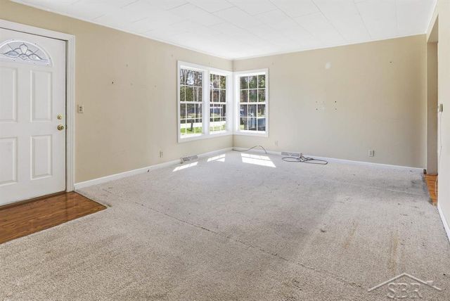 60 S Birchcrest Drive, Homer Twp, MI 48640