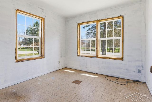 60 S Birchcrest Drive, Homer Twp, MI 48640