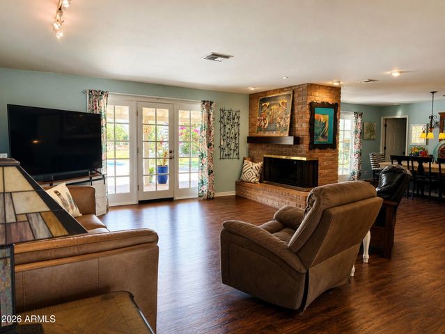 7026 E SUNNYSIDE Drive, Scottsdale, AZ 85254