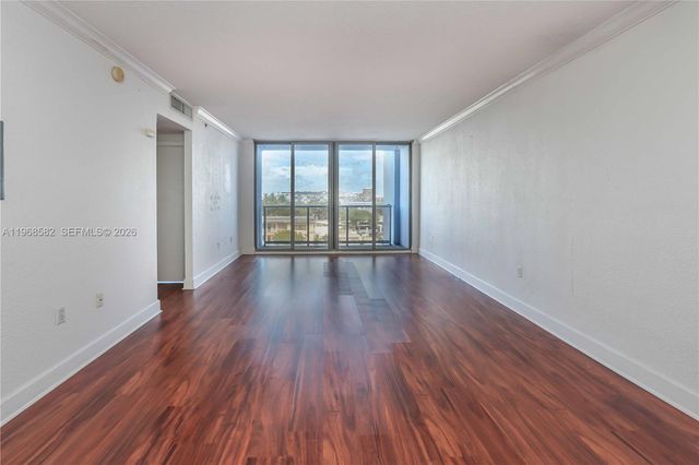 401 69 Street 411, Miami Beach, FL 33141