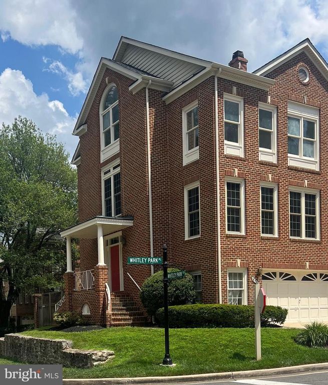 9725 WHITLEY PARK PL #TH-6, Bethesda, MD 20814