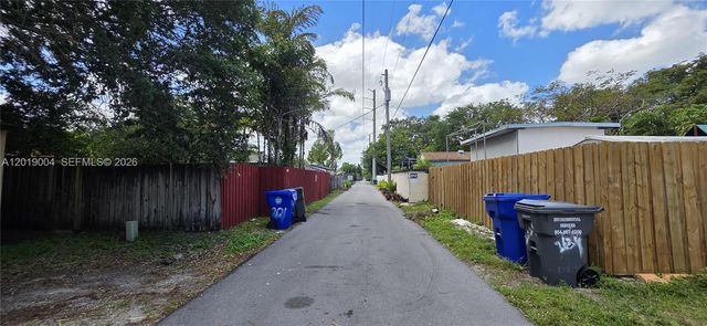 2619 Arthur St 3, Hollywood, FL 33020