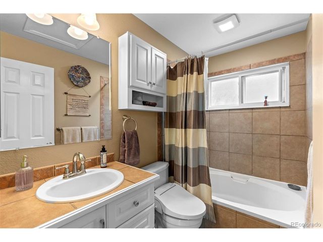 11797 E Cedar Ave, Aurora, CO 80012