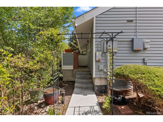 11797 E Cedar Ave, Aurora, CO 80012