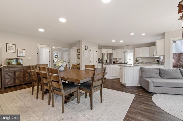 1727 PEARTREE LN, Crofton, MD 21114