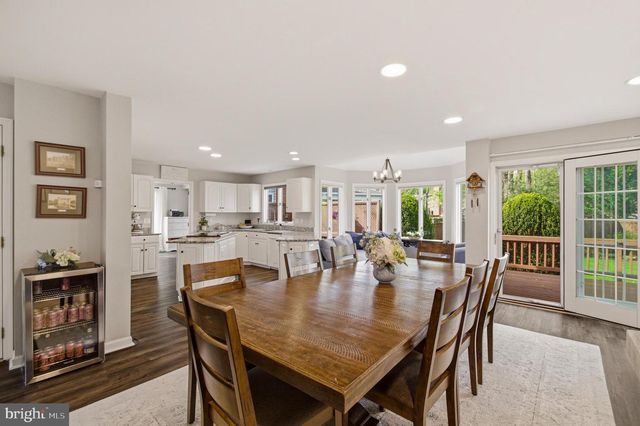 1727 PEARTREE LN, Crofton, MD 21114