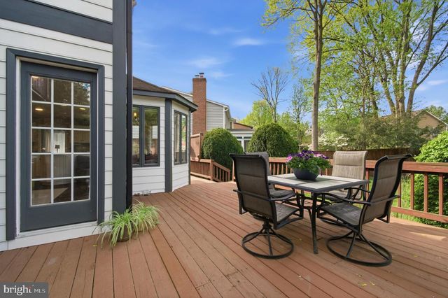 1727 PEARTREE LN, Crofton, MD 21114
