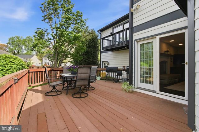 1727 PEARTREE LN, Crofton, MD 21114
