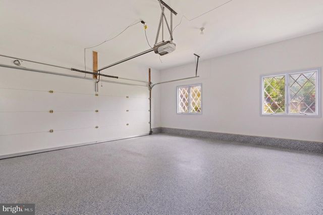 1727 PEARTREE LN, Crofton, MD 21114