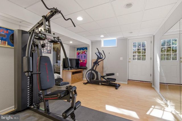1727 PEARTREE LN, Crofton, MD 21114