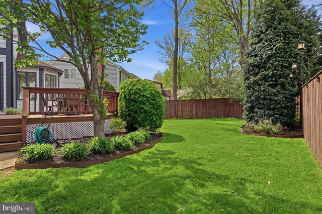 1727 PEARTREE LN, Crofton, MD 21114