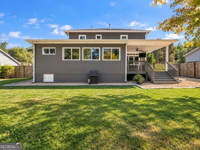 1229 Gate Post Lane, Lawrenceville, GA 30044