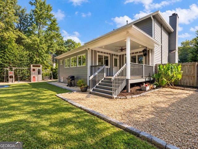 1229 Gate Post Lane, Lawrenceville, GA 30044