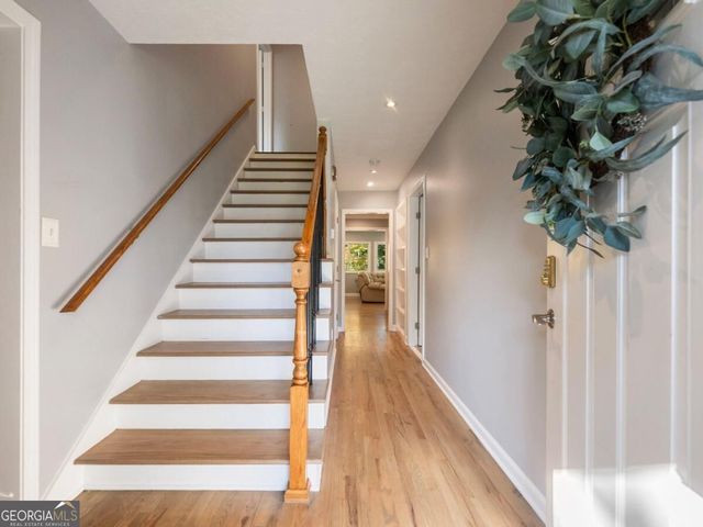 1229 Gate Post Lane, Lawrenceville, GA 30044