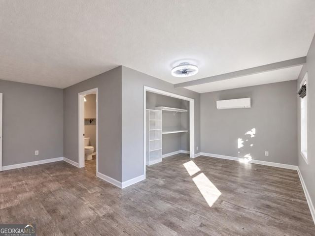 1229 Gate Post Lane, Lawrenceville, GA 30044