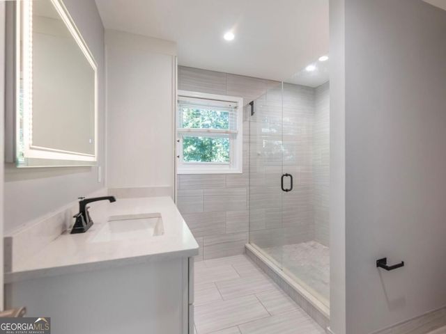 1229 Gate Post Lane, Lawrenceville, GA 30044