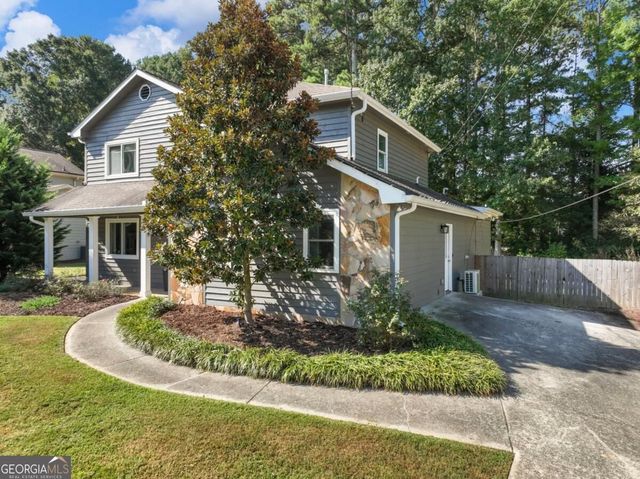 1229 Gate Post Lane, Lawrenceville, GA 30044