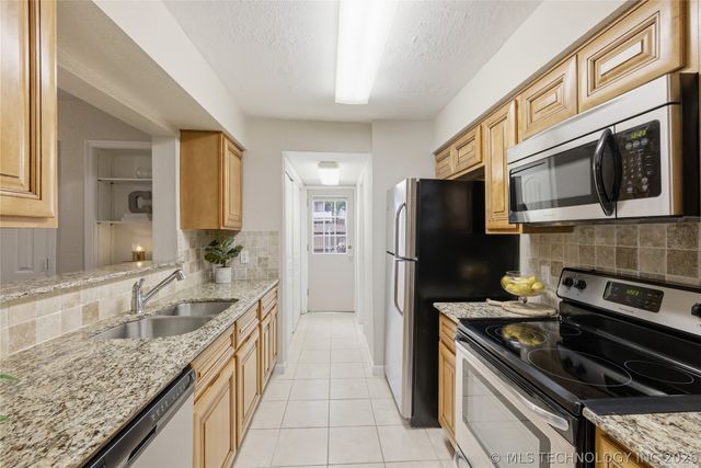 6370 S 80th East Avenue 39L, Tulsa, OK 74133