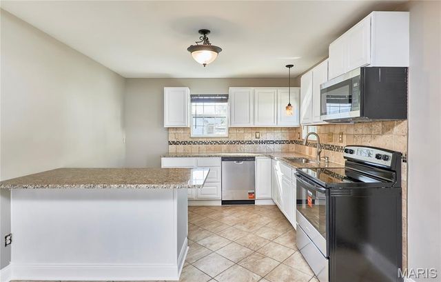 2808 Annapolis Avenue, Overland, MO 63114