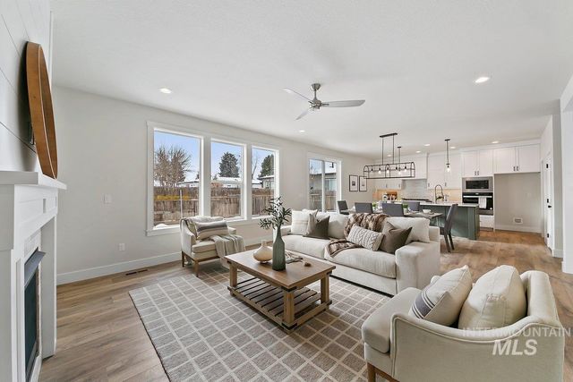 3752 Jackie Lane, Boise, ID 83704