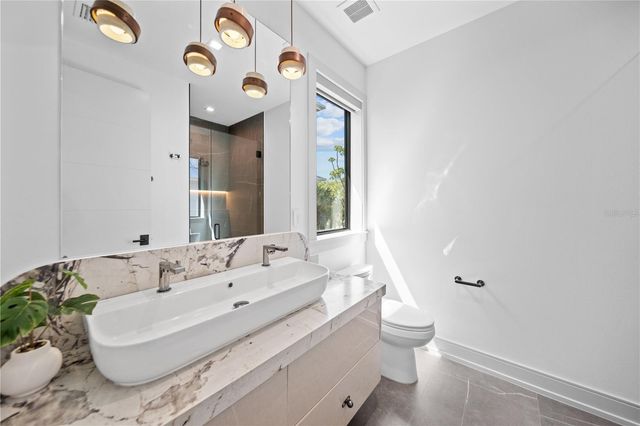 411 PALM AVENUE, Anna Maria, FL 34216