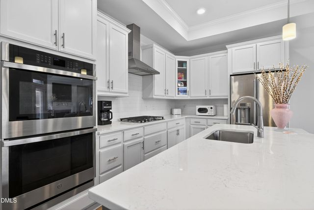 564 Crooked Pine Drive, Cary, NC 27519