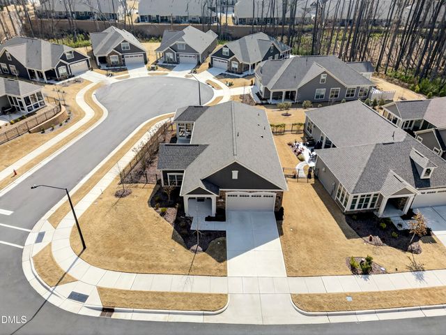 564 Crooked Pine Drive, Cary, NC 27519