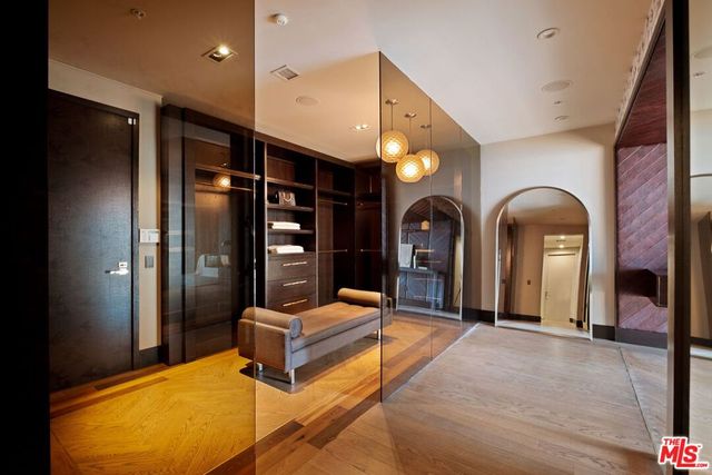 1155 S Grand Avenue Ph2204, Los Angeles, CA 90015