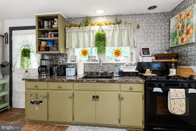1470 RIVER RD, Titusville, NJ 08560
