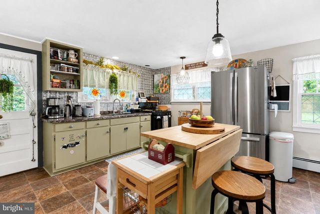 1470 RIVER RD, Titusville, NJ 08560