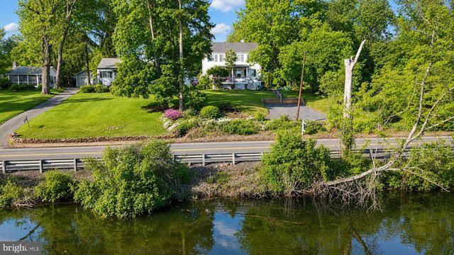 1470 RIVER RD, Titusville, NJ 08560