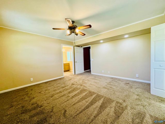 409 Sobotka Street SW, Hartselle, AL 35640