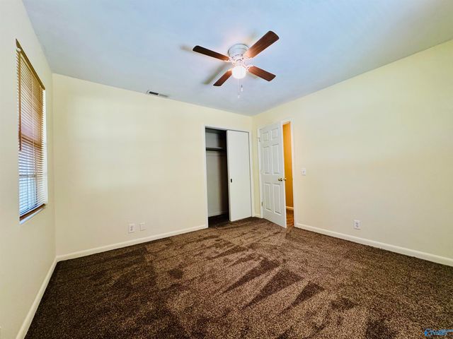 409 Sobotka Street SW, Hartselle, AL 35640