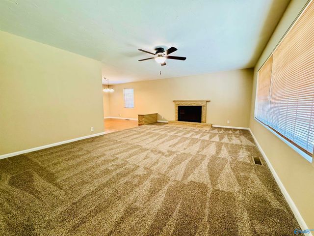 409 Sobotka Street SW, Hartselle, AL 35640