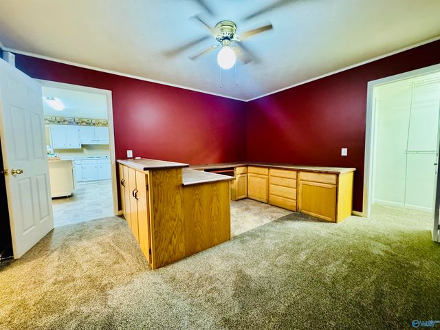 409 Sobotka Street SW, Hartselle, AL 35640
