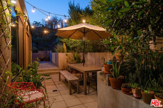 25761 Vista Verde Drive, Calabasas, CA 91302