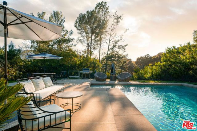 25761 Vista Verde Drive, Calabasas, CA 91302