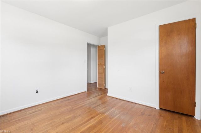 23 Berkley DR, Hampton, VA 23663