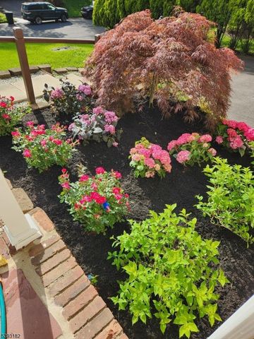 113 Barchester Way, Westfield Town, NJ 07090