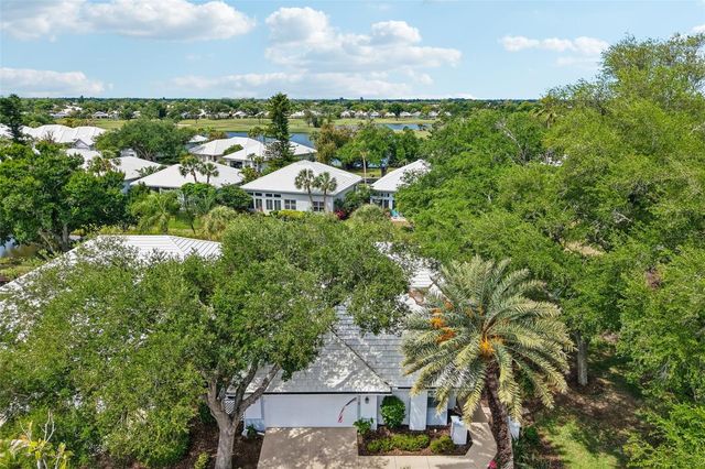 667 CROSSFIELD CIRCLE 1, Venice, FL 34293