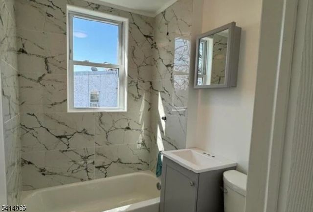 307 Clinton Pl, Newark City, NJ 07112