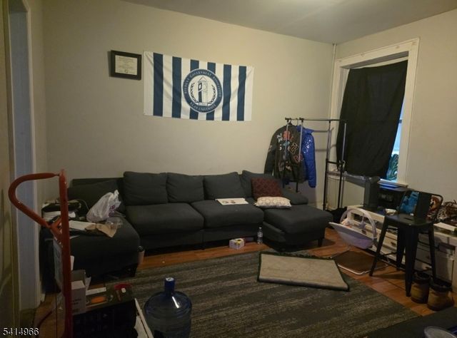 307 Clinton Pl, Newark City, NJ 07112