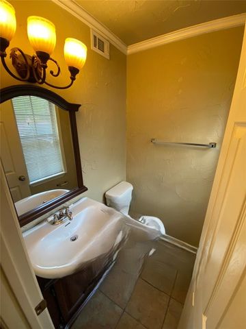 6722 Oriole Court, Fort Worth, TX 76137