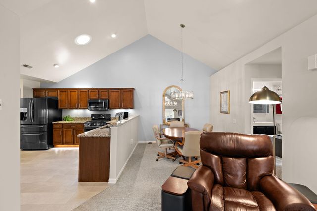 2304 Allison Circle 2304, Valparaiso, IN 46383