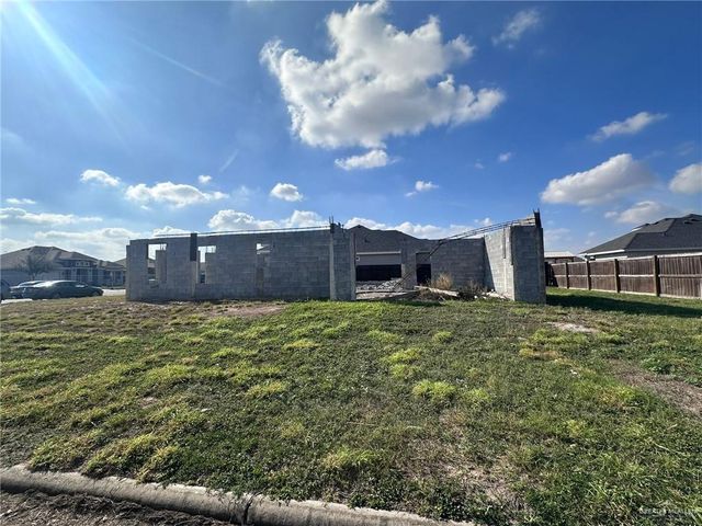 2711 Tassajara Street, Edinburg, TX 78542