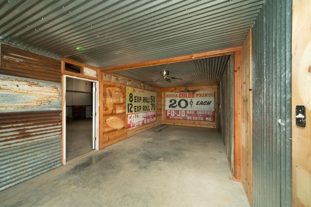 1833 Peach Orchard, Marshall, TX 75672